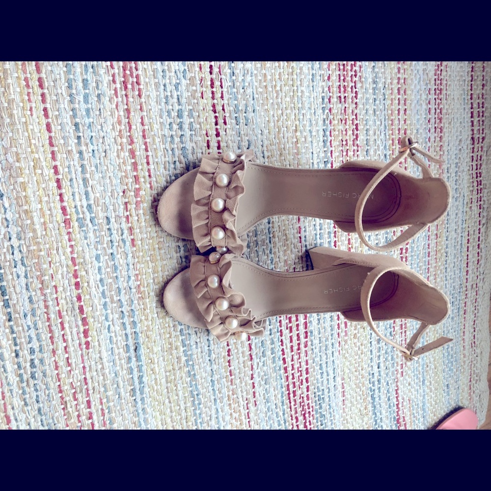 Marc Fisher suede chunky heels